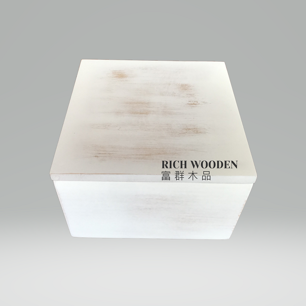 wood box.png